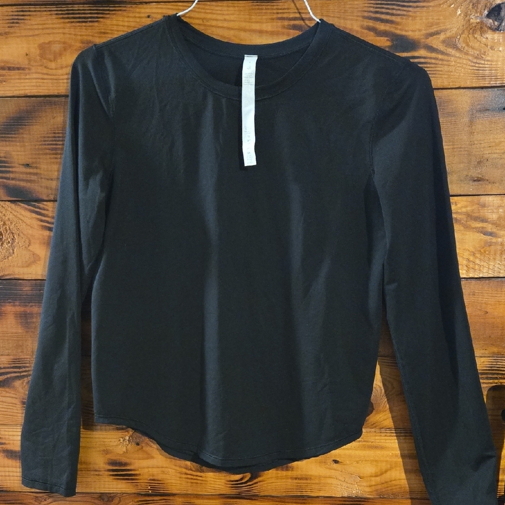 lululemon athletica Black Long Sleeve Tee